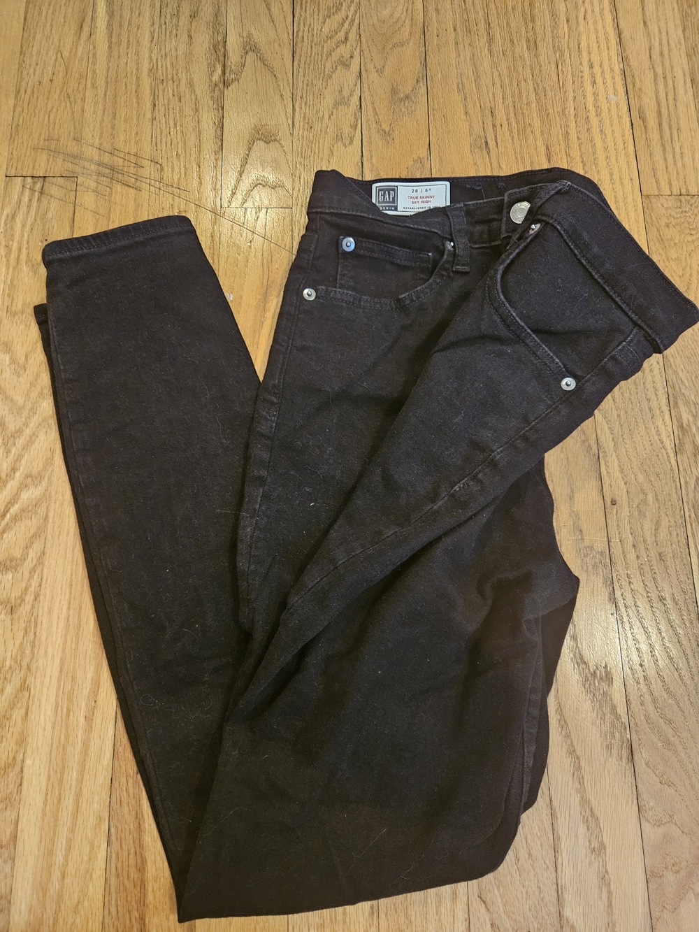 GAP Women’s Black Slim Jeans